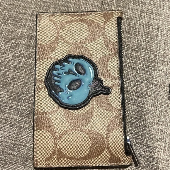 Coach Snow White Purse&Walket - Picture 12 of 16